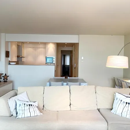 In With Sea View, Cleaning Included * Nieuport